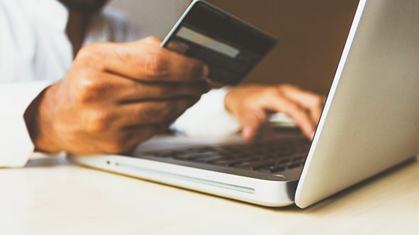 ZweiPunkt_Online-Shopping_Unsplash_300dpi-klein