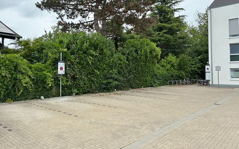 Unsichtbare Parkplätze ins Rampenlicht rücken